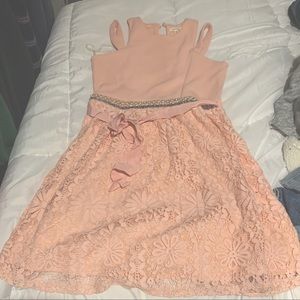 Girls pink dress size L with lace and rhymestones